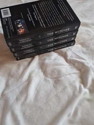 Lote 4 libros The Witcher Andrzej Sapkowski