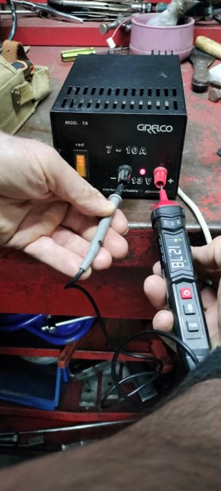 Fuente de Alimentación Grelco 7-10A 13V