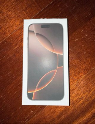 iPhone 16 Pro Max Dorado
