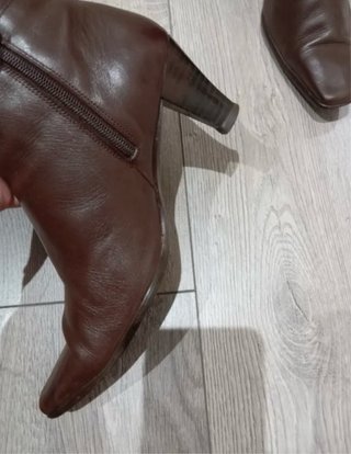 Stivali alti in pelle marrone Taglia 38
