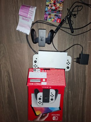 Nintendo Switch OLED Modello Bianco