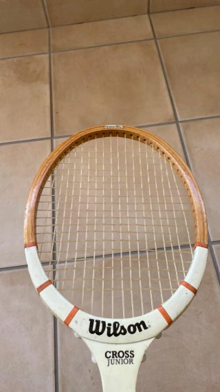 Raqueta Wilson Cross Junior (Antiguedad- +40 años)