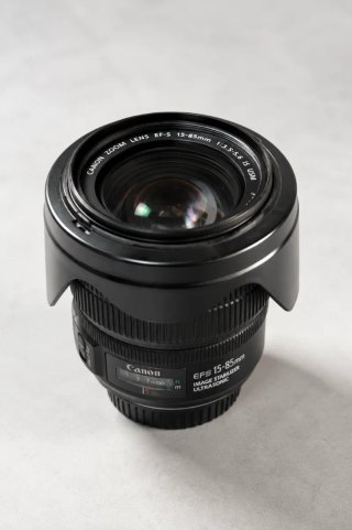 Objetivo Canon EF-S 15-85mm IS USM