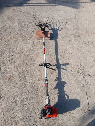 Vareador de olivas con motor y arnés