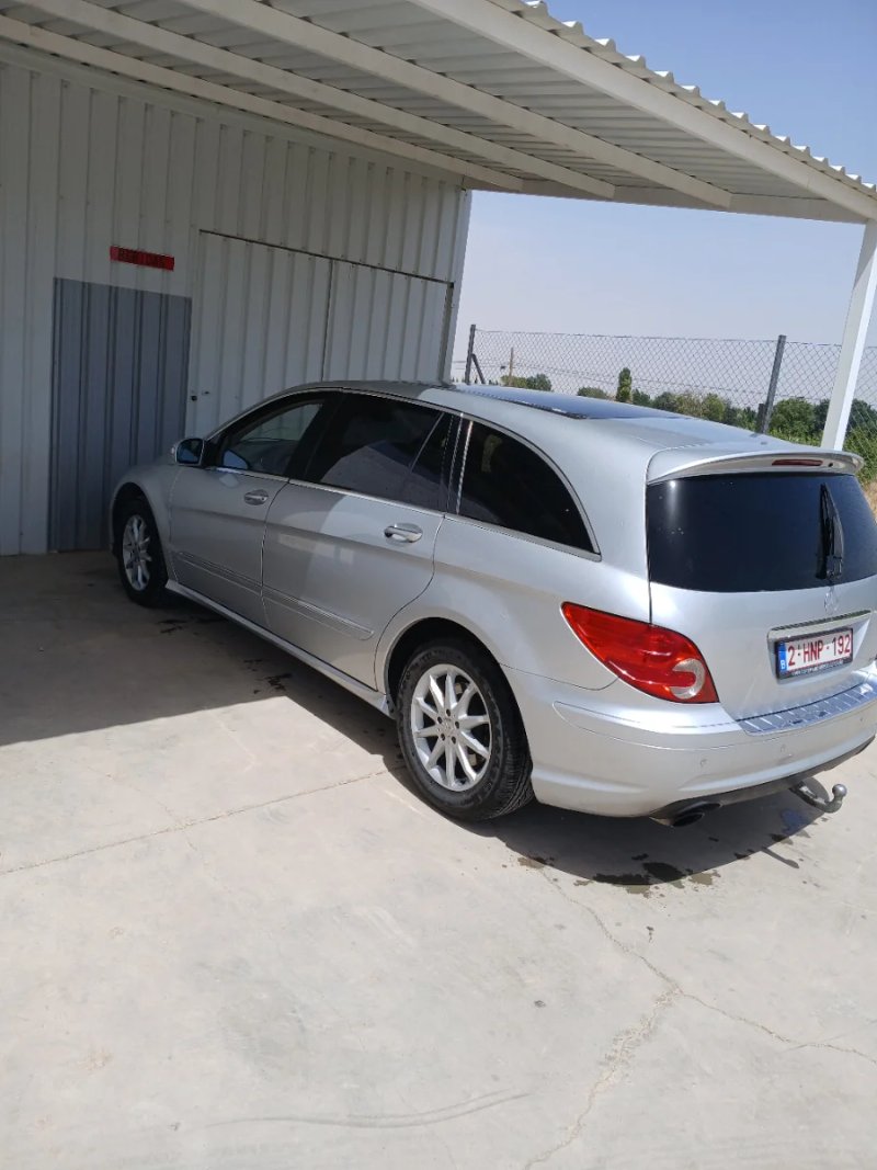 Mercedes-Benz Clase R 2009 - foto 1