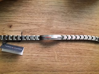 Pulsera Tommy Hilfiger Plata y Rojo Nueva