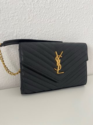 Bolso Saint Laurent Negro y Dorado