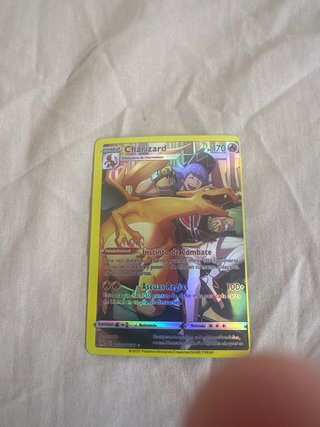 Carta Pokémon Urshifu Golpe Brusco V