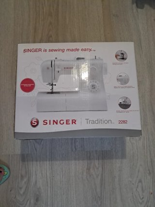 Máquina de coser Singer Tradition 2282