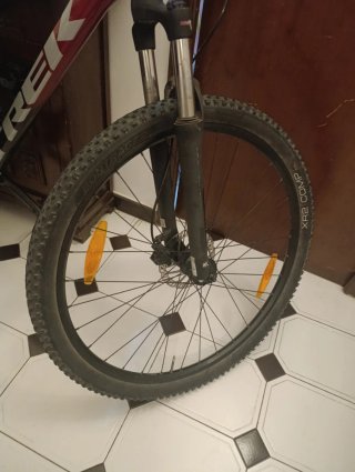 Bicicleta Trek Marlin 6 29 Pollici