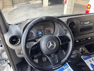 Mercedes-Benz Sprinter 2021 Furgon medio isotermo