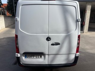 Mercedes-Benz Sprinter 2021 Furgon medio isotermo