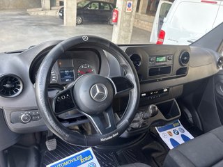 Mercedes-Benz Sprinter 2021 Furgon medio isotermo