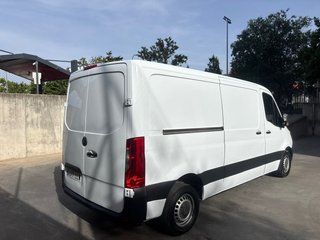 Mercedes-Benz Sprinter 2021 Furgon medio isotermo
