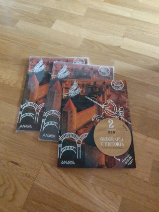 Libros Geografía e Historia 2ESO Anaya