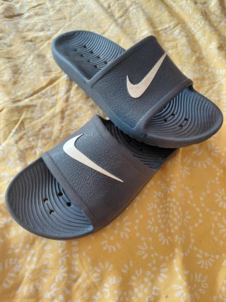 Chanclas Nike Azul Marino Talla 33-34