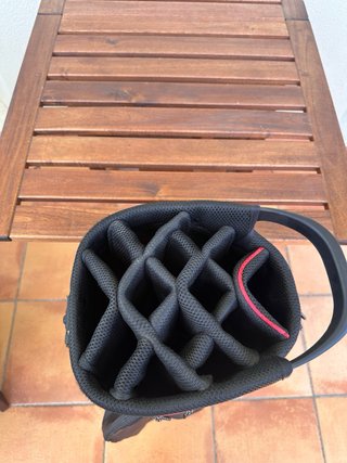 Bolsa de carro Wilson Negra y Roja