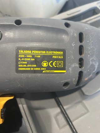 Taladro Eléctrico Poltools 710W + Maletín