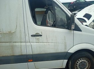 PUERTA DELANTERA DERECHA MERCEDES-BENZ SPRINTER I
