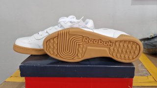 Zapatillas Reebok Blancas y Marrones