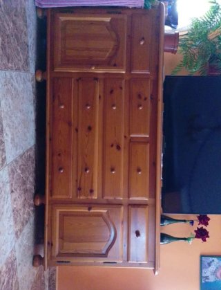 Aparador de salón de madera