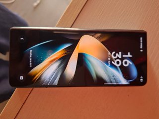Samsung Galaxy Z Fold 4