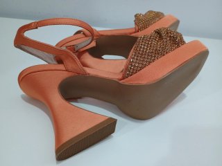 Sandalias Noa Harmon Talla 36 Naranja y Dorado