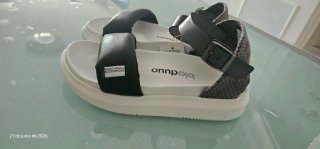 Sandalias Duuo veganas negras y blancas T.38