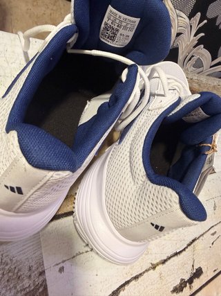 Zapatillas Adidas Blancas y Azules
