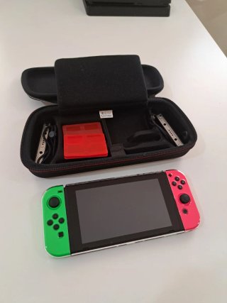 PS4 + Nintendo Switch