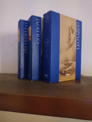 tre volumi Leonardo da Vinci Goldoni Pirandello