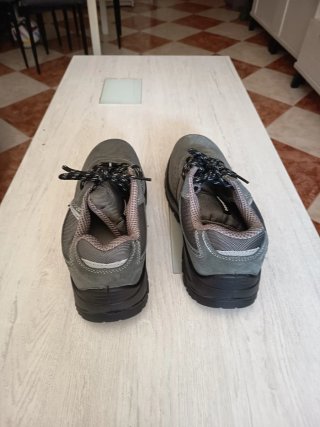 Pantalón y Calzado seguridad de Trabajo