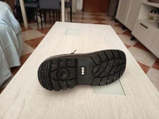 Pantalón y Calzado seguridad de Trabajo