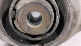 BRAZO SUSPENSION INFERIOR DELANTERO DERECHO MERCE