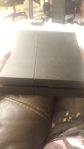PS4 (PlayStation 4) Negra + Juegos