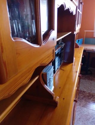 Mueble de salón con vitrinas