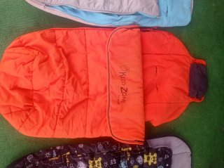 Saco de bebé azul con osito