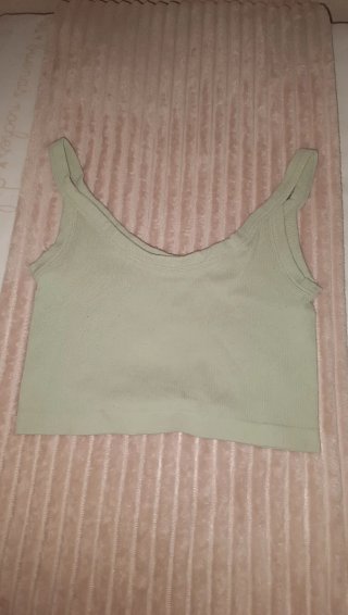 Top corto verde