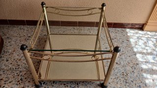 Mesita Auxiliar Vintage Dorada Cristal y Espejo