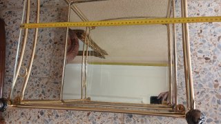 Mesita Auxiliar Vintage Dorada Cristal y Espejo