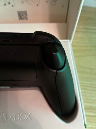 Mando Xbox Carbon Black
