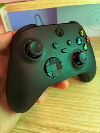 Mando Xbox Carbon Black