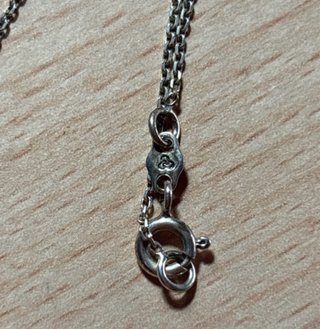 Collar con colgante de hada