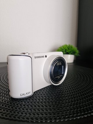 Samsung Galaxy Camera EK-GC100 Android