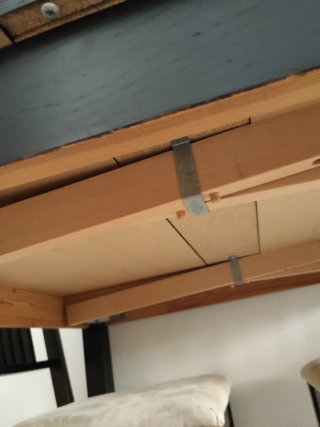 Mesa de comedor con 4 sillas