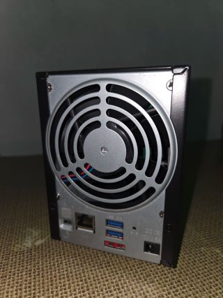 Netgear ReadyNAS 102 (RN102)