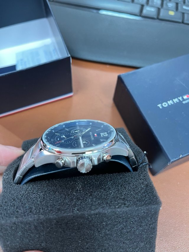 Reloj Tommy Hilfiger Cronógrafo Azul#872892