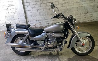 Hyosung Aquila 250