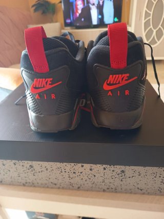 Jordan MVP 92 Talla 45 Negro