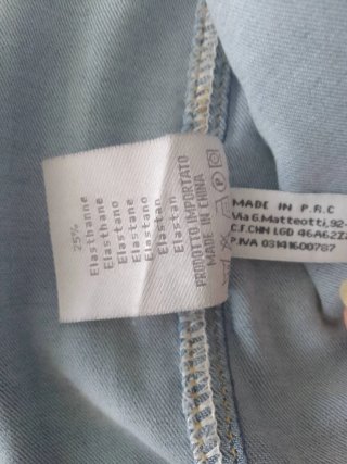 Chaqueta vaquera con abalorios